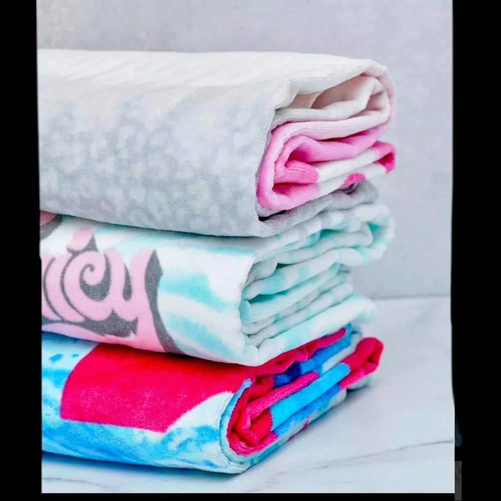 🎉HP🎉NEW Juicy Couture Logo Tie Dye Aqua/Gray 100% Cotton Towel 🌊☀️